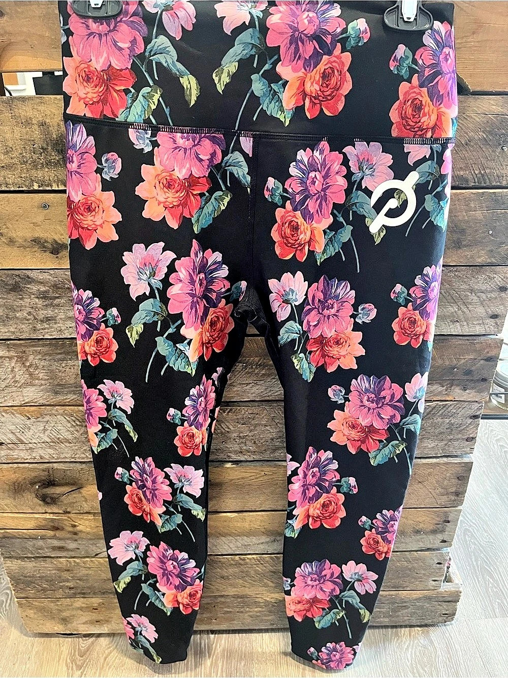 Peloton Floral Leggings in Black & Pink